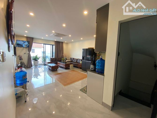 Bán nhà Minh Khai, Hai Bà Trưng, vỉa hè ôtô tránh, 2 thoáng, gara,7T thang máy 90m2 MT 5m. - 4
