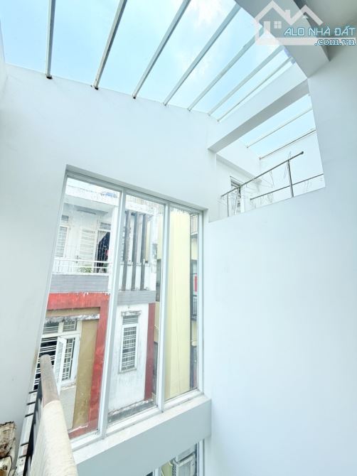 Siêu phẩm gần ngã tư Phú Nhuận - 91m2, 4 tầng - Chỉ 12 tỷ - 4