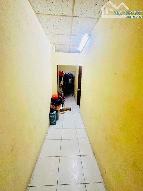 Bán nhà cũ Ni Sư Huỳnh Liên, Quận Tân Binh. 1 trệt 1 lầu 70m2 và giá 6,2 tỷ. Vị trí đẹp - 4