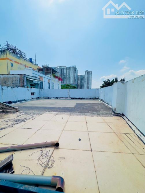 Nhà mới ở ngay, Lưu Hữu Phước 48m2, 3 tầng xây kiên cố BTCT, ngang cực rộng 8m, SHR - 4