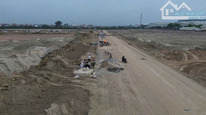 Cty cần bán 8000 m2 đất sxkd Cụm công nghiệp Quang Vinh Ân Thi, chỉ 3 tr/m2 - 4