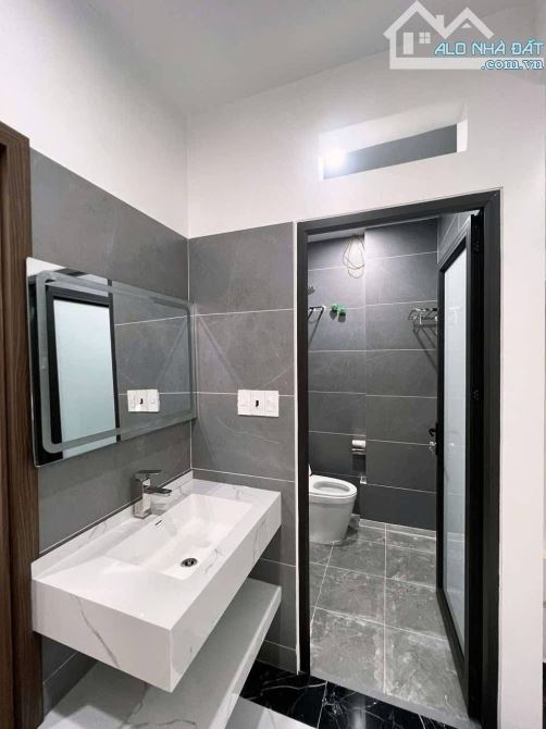 Bán Nhà Miếu Hai Xã , Dư Hàng , Lê Chân. 4,68 tỷ , 59m. - 5