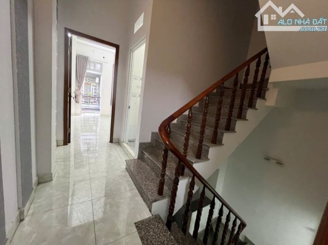 Bán Nhà HXH 7m Đường Số 18B DT: 4x13m Nhà 1 Trệt 2 Lầu Giá: 5.4 Tỷ TL - 5