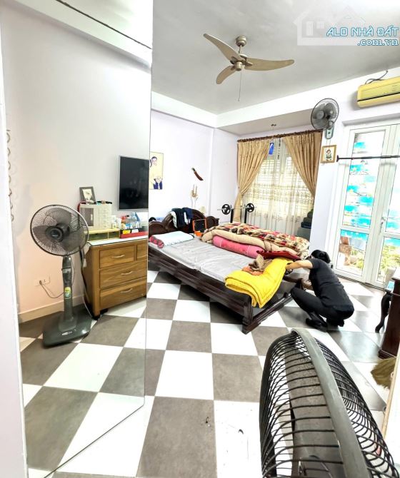 Bán cán hộ lk B14 KĐT mới VĂN QUÁN -HÀ ĐÔNG 80,8M2- 23,3 TỶ- KINH DOANH- VỈA HÈ OTO TRÁNH - 5