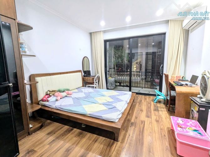 Định Công Thượng - 8 Tỷ - Nhà dân - Ô tô vào nhà - Mặt tiền bề thế - Full nội thất Vip. - 5