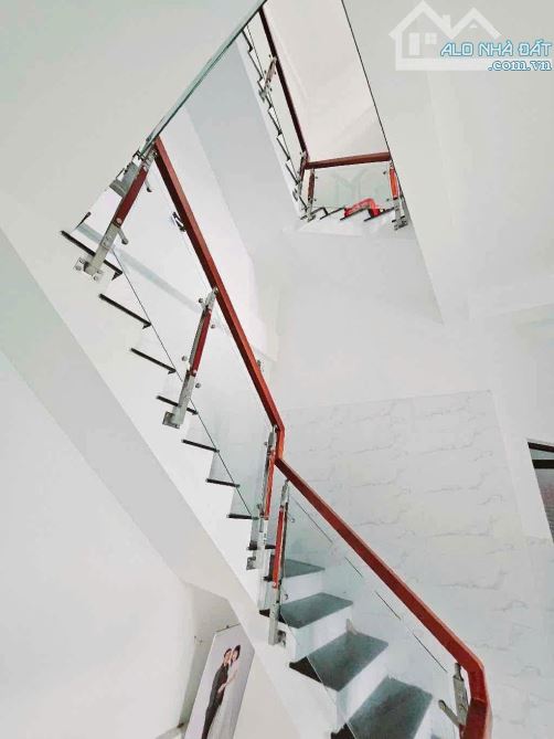 Bán nhanh nhà 4 tầng mới xây 2 mặt tiền Ngô Quyền trung tâm Sơn Trà - Vị trí đẹp - 60m2 - 5