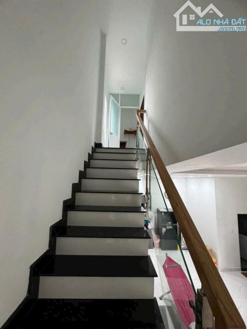 Kẹt tiền cần Bán đất 6x16 tặng căn nhà ngay Thới Tam Thôn Hóc Môn giá 630 triệu - 5
