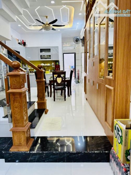 🔥(BÌNH TÂN) 5 TẦNG HẺM XT - 1 SẸC LÊ VĂN QUỚI – P. BÌNH TRỊ ĐÔNG – DIỆN TÍCH ĐẸP 68M2 - 5