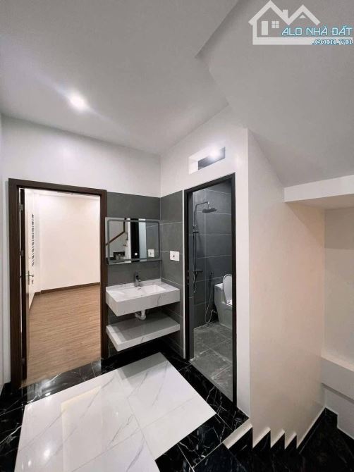 Bán Nhà Miếu Hai Xã , Dư Hàng , Lê Chân. 4,68 tỷ , 59m. - 6