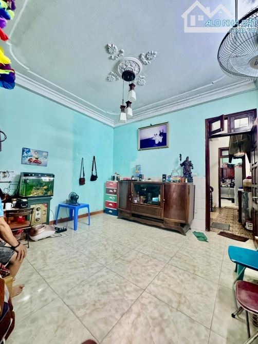 Bán nhà Trần Khát Chân, chợ Giời 56m2, 6T, MT 4.3m thang máy oto đỗ cửa, 20m ra phố. Hiếm!