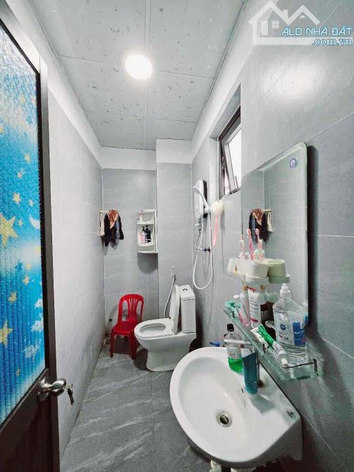 Bán nhanh nhà 4 tầng mới xây 2 mặt tiền Ngô Quyền trung tâm Sơn Trà - Vị trí đẹp - 60m2 - 6