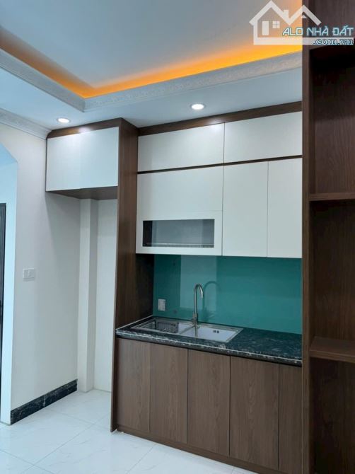 Bán nhà đẹp tại Đức Thượng gần ngã tư Trôi 4 tầng ô tô đỗ cửa lô góc chỉ 5 tỷ - 6