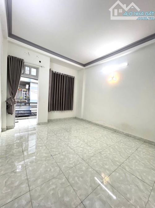 Bán Nhà HXH 7m Đường Số 18B DT: 4x13m Nhà 1 Trệt 2 Lầu Giá: 5.4 Tỷ TL - 7