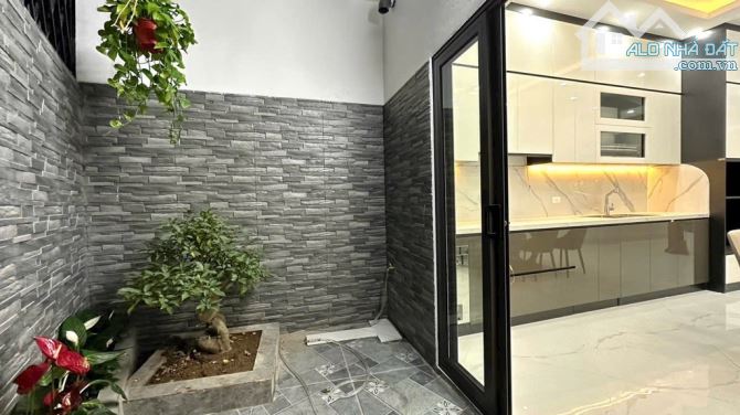SIÊU PHẨM MINH KHAI - HAI BÀ TRƯNG - DIỆN TÍCH 78M 5 TẦNG THANG MÁY NHÀ MỚI Ở LUÔN. - 9