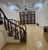 Bán nhà phân lô ô tô, dân xây P. Láng Thượng, Đống Đa, 42m2, 5T, chỉ 12.2 tỷ