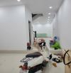Bán nhà đường Giang Văn Minh - DT 61m2 - 7 tầng thang máy - gá 20 tỷ  - oto vào nhà -Giá