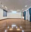 SIÊU PHẨM TRUNG KÍNH CẦU GIẤY 45M*6T NHỈNH 10 TỶ. LÔ GÓC, THANG MÁY, KINH DOANH.