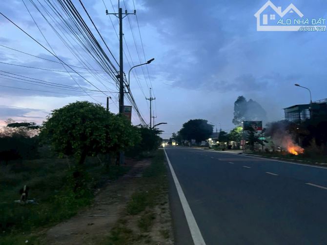 Bán gấp kho,xưởng MT Hùng Vương Nhơn Trạch. Giá rẻ 15tr/m, SR chính chủ .GỌI NGAY 24/24 - 1