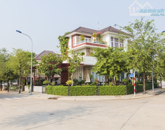 Biệt thự đơn lập View mặt sông KDC Jamona Home Resort, Quốc Lộ 13, HBP. DT 438m2