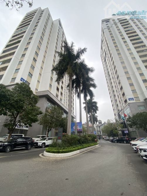 Bán căn hộ 8xx-CT1 chung cư Nàng Hương Nguyễn Trãi 140m2 Tầng 8. Giá: 7.5 tỷ Thanh Xuân Hà