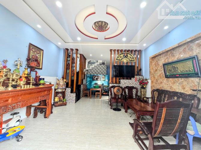 Bán nhà 1trệt2 lầu 2 mặt tiền đường phường tam hiệp biên hoà đồng