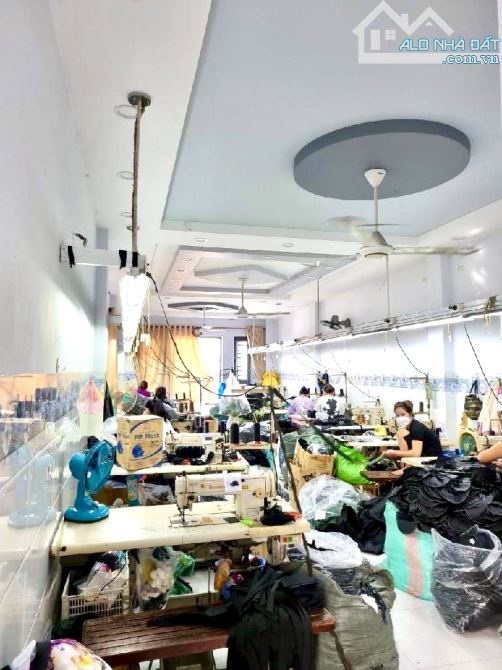 MẶT TIỀN LÝ CHIÊU HOÀNG QUẬN 6 - NGANG LỚN 5M - DT 150M - 5 TẦNG - THANG MÁY - VỊ TRÍ ĐẸP