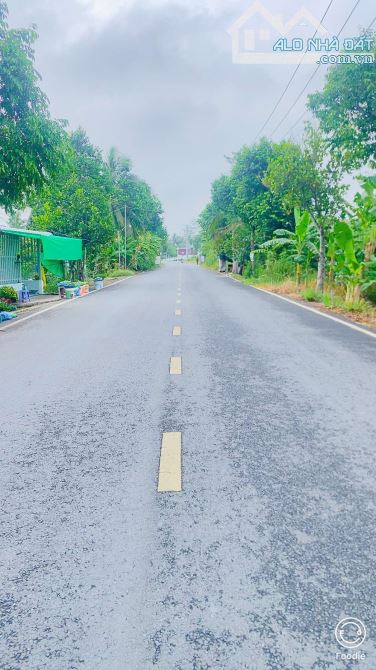 Bán đất 1.100  m2 mặt tiền đường Nguyễn Văn Quy Cái Răng