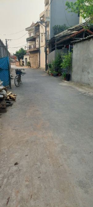 BÁN ĐẤT ĐA TỐN .NGÕ THÔNG . Ô TÔ ĐỖ CỬA.  58M..GIÁ NHỈNH 4 tỷ.