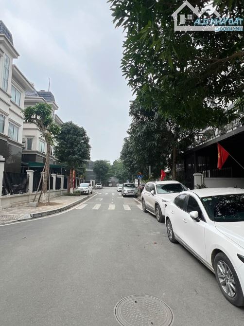 LIỀN KỀ KĐT MIPEC VIEW CITY KIẾN HƯNG, HÀ ĐÔNG, 86M,5T,MT6M, Ô TÔ, VỈA HÈ, KINH DOANH