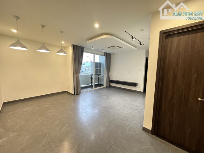 Căn hộ Him Lam Chợ Lớn Quận 6, lầu thấp, 105m2, 2PN - 2WC, sân vườn, đây đủ nội thất