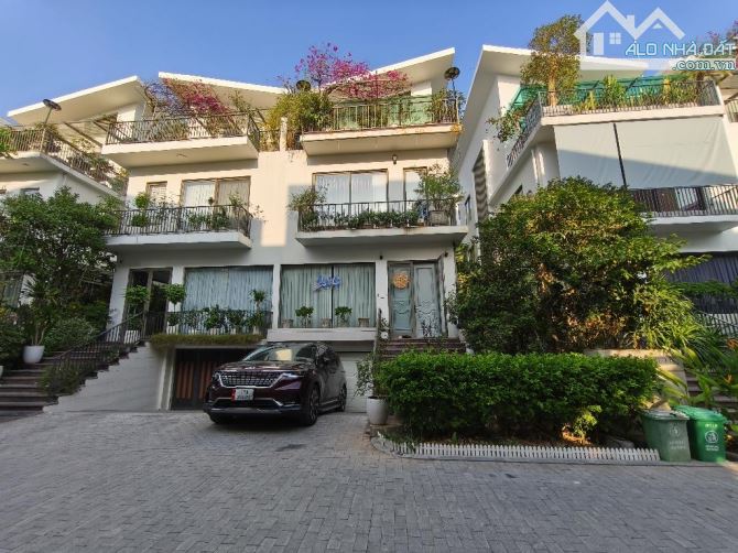 Vị trí đắc địa !Bán Biệt Thự Khai Sơn Hill 157,8m2 x 8m2 . Giá 56,5 Tỷ