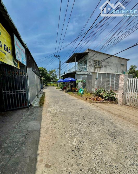 Còn Nền Duy Nhất MT Trung An Mỹ Tho . Sổ Hồng Trao Ngay Chủ Mới