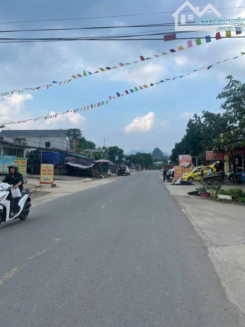 - Tổng diện tích 576m2 có sẵn 100m đất thổ cư Tại Vĩnh Tiến, Kim Bôi, Hoà Bình.