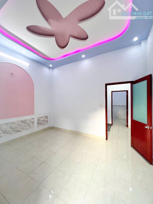 Bán Nhà Trệt Lầu 2 Mặt Tiền Hẻm 138 Trần Hưng Đạo