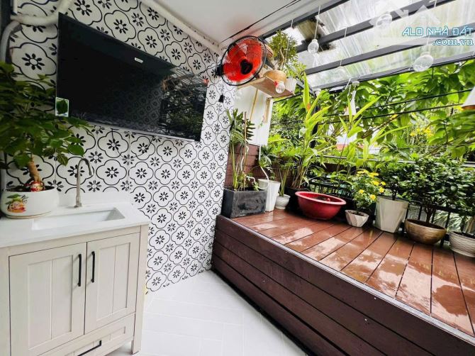 Bán nhà Hẻm đẹp CALMETTE, Ng Thái Bình, Quận 1, DT đẹp 4x11m thoáng Giá mềm 12.5tỷ