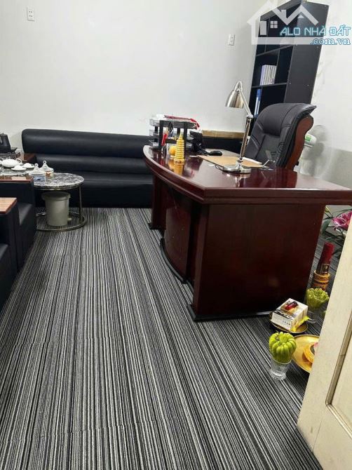 Bán nhà mặt đường Nguyễn Xiển, Thanh Xuân, 8 tầng, thang máy, vừa ở vừa kinh doanh đỉnh.
