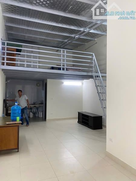 CHO THUÊ NHÀ NGUYÊN CĂN PHỐ ÁI MỘ BỒ ĐỀ - CÓ GÁC XÉP - NỘI THẤT CƠ BẢN - Ở HỘ GIA ĐÌNH