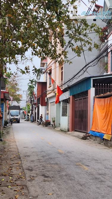 Chỉ 2.9 tỷ Đường thông, ô tô 7 chỗ vào đất Tiền Phong, Mê Linh