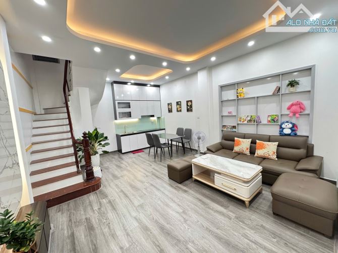Có 102 ! Khương Trung Thanh Xuân , 45m2 4 Tầng , ngõ thoáng rộng , ba gác đỗ cửa, 7.5 tỷ.