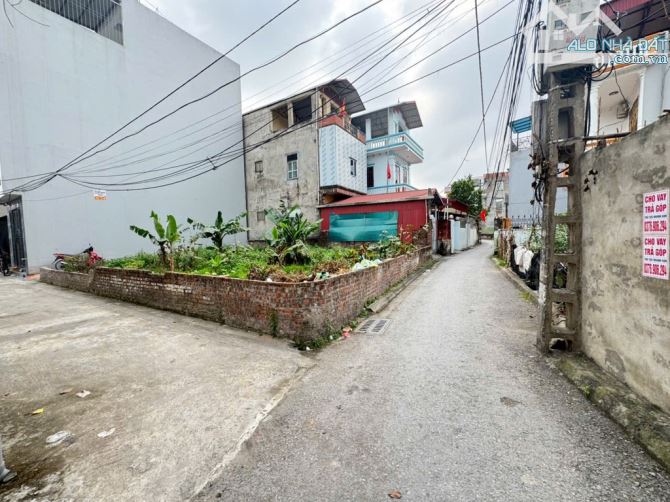 BÁN ĐẤT BÁT KHỐI 45M2, MT 3.9M, NGÕ NÔNG, Ô TÔ VÀO ĐẤT, 4.95 TỶ.