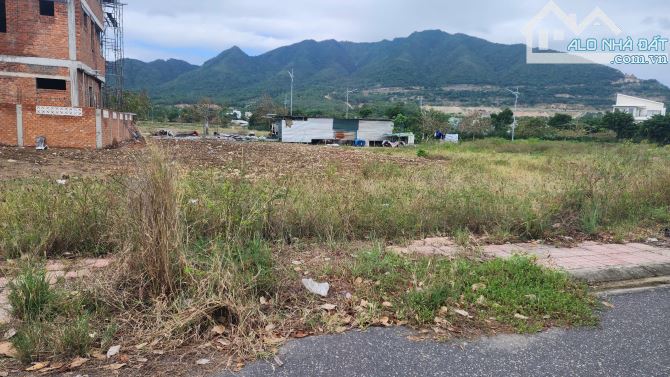 Cập nhật 6/10/2025 giỏ hàng giá đầu tư đất khu đô thị Ven Sông Tắc view sông tp Nha Trang