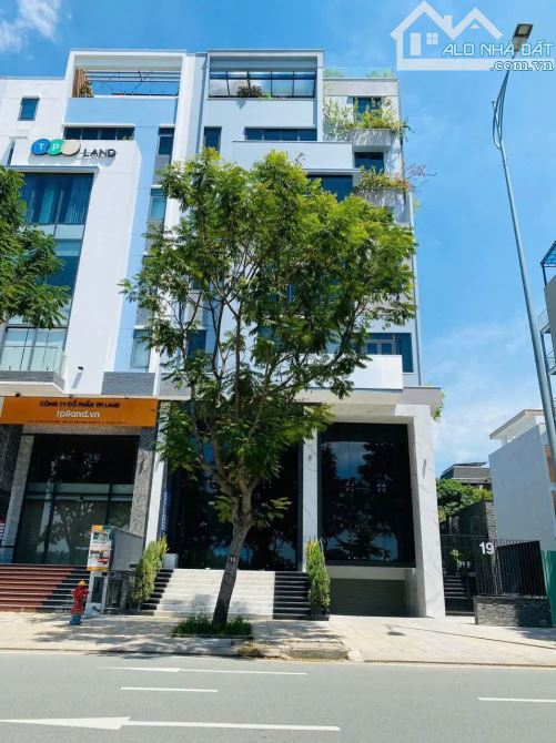 Building Trần Não, phòng công chứng Thủ Thiêm Q2. DT 10x25m, Hầm 8 tầng. Giá 230 triệu