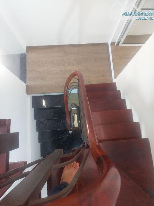NHÀ MẶT NGÕ PHỐ  HOÀNG CẦU -ĐỐNG ĐA -DT20/30M2 GIÁ CHỈ 5.5 tỷ