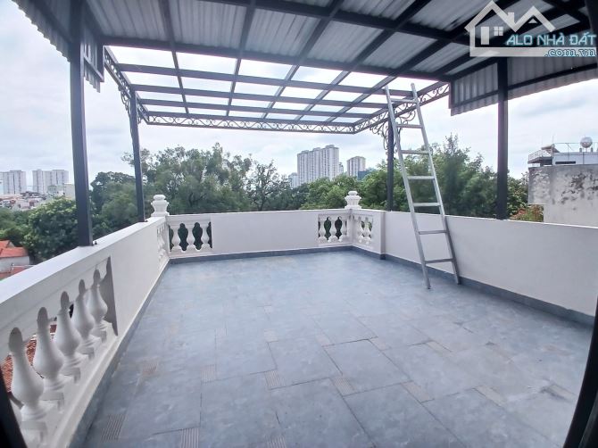 Bán nhà Mp Đa Sĩ , dt 54m2, 6t thang máy, lô góc, kd, giá 14.5 tỷ
