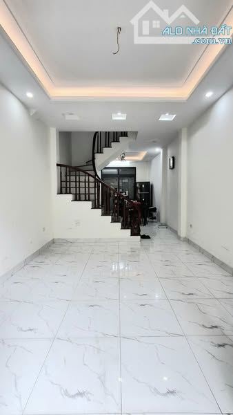 Bán nhà Tả Thanh Oai - Cầu Tó, Diện tích rộng 45m2 x 4 Tầng, Thoáng trước sau, Giá rẻ