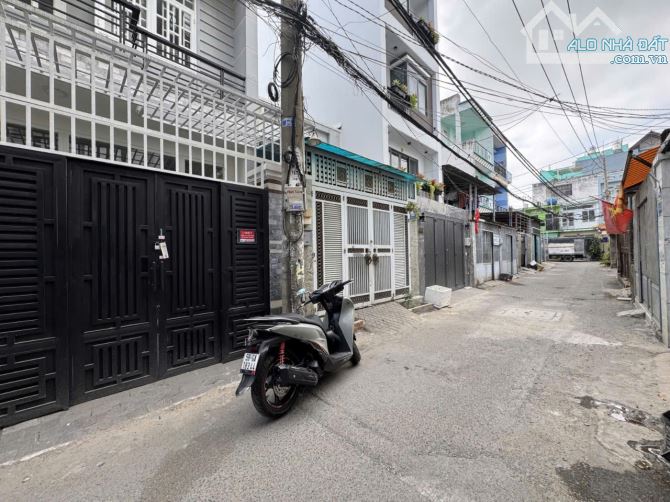 Bán nhà hẻm xe hơi thông – phường 16 Gò vấp – gần 60m2-  3 tầng