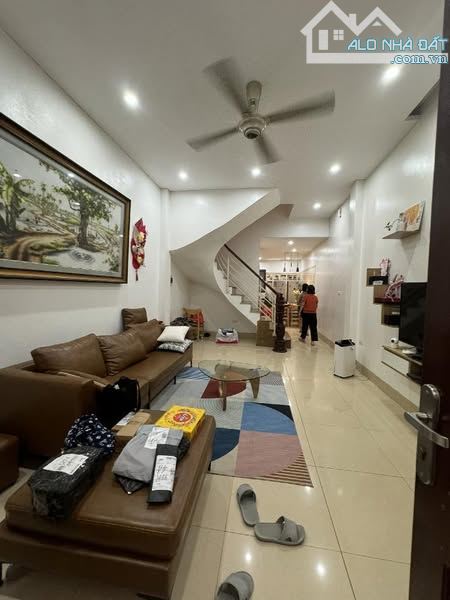 🔥 NHÀ XINH Khương Đình  – CHỈ 20M RA Ô TÔ – GIÁ 7 TỶ CỰC ĐẸP 🔥