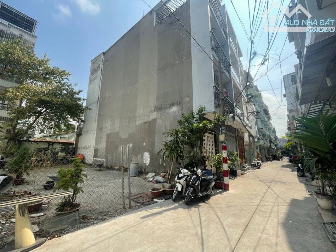 Bán nhà nát 85m2, Hẻm 6m Đường Nguyễn Hữu Tiến, Q. Tân Phú