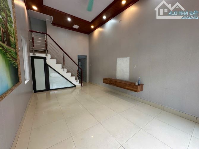 CẦN BÁN CĂN NHÀ 3 TẦNG NGÕ THÔNG Ô TO ĐI ĐƯỢC PHỐ VŨ HỰU -TP HẢI DƯƠNG - 10