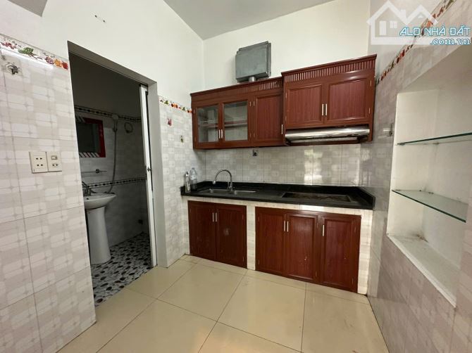 CẦN BÁN CĂN NHÀ 3 TẦNG NGÕ THÔNG Ô TO ĐI ĐƯỢC PHỐ VŨ HỰU -TP HẢI DƯƠNG - 11
